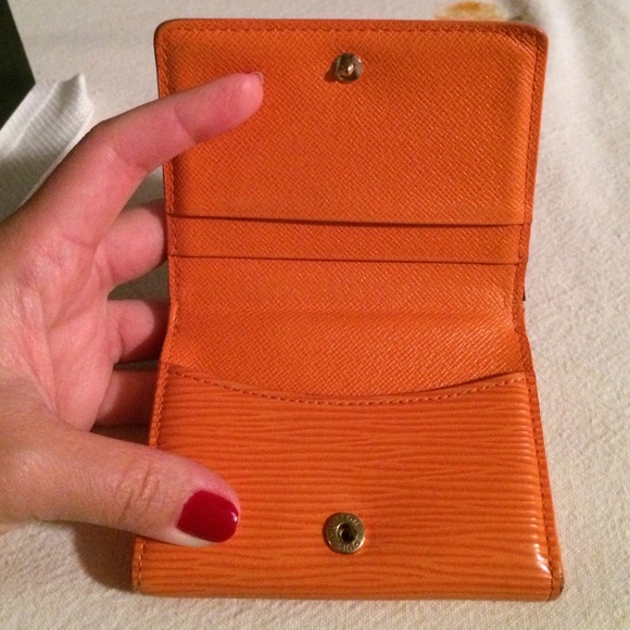 Authentic Louis Vuitton Epi Leather Wallet - Picture 3 of 4